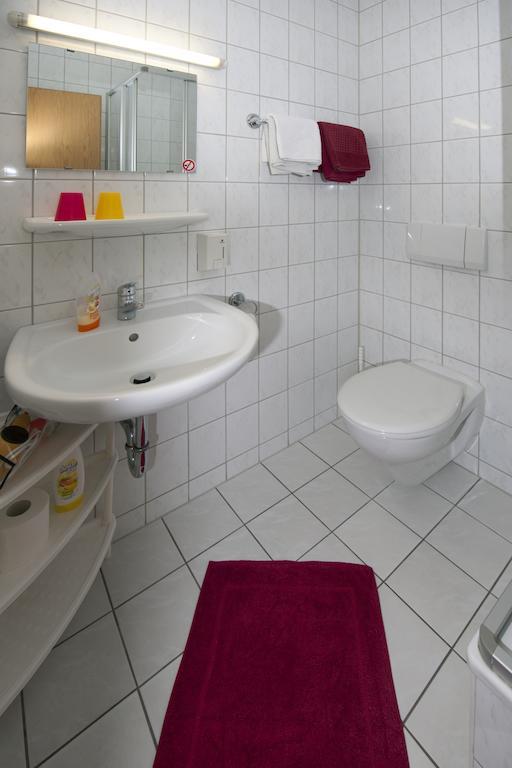 Pension Cafe Suzette Gotha Quarto foto